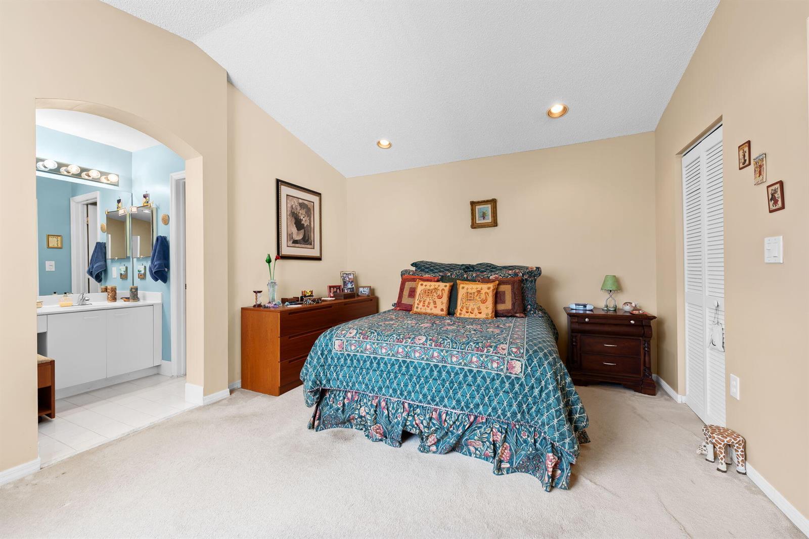 Photo of 931 Lemonwood (931), Hollywood, Florida, 33019 - 931 m