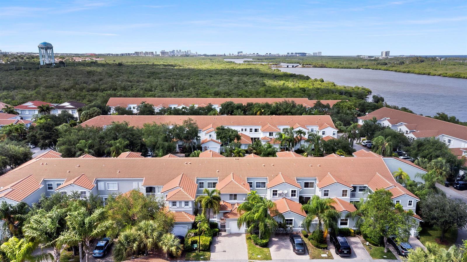 Photo of 931 Lemonwood (931), Hollywood, Florida, 33019 - 931 t