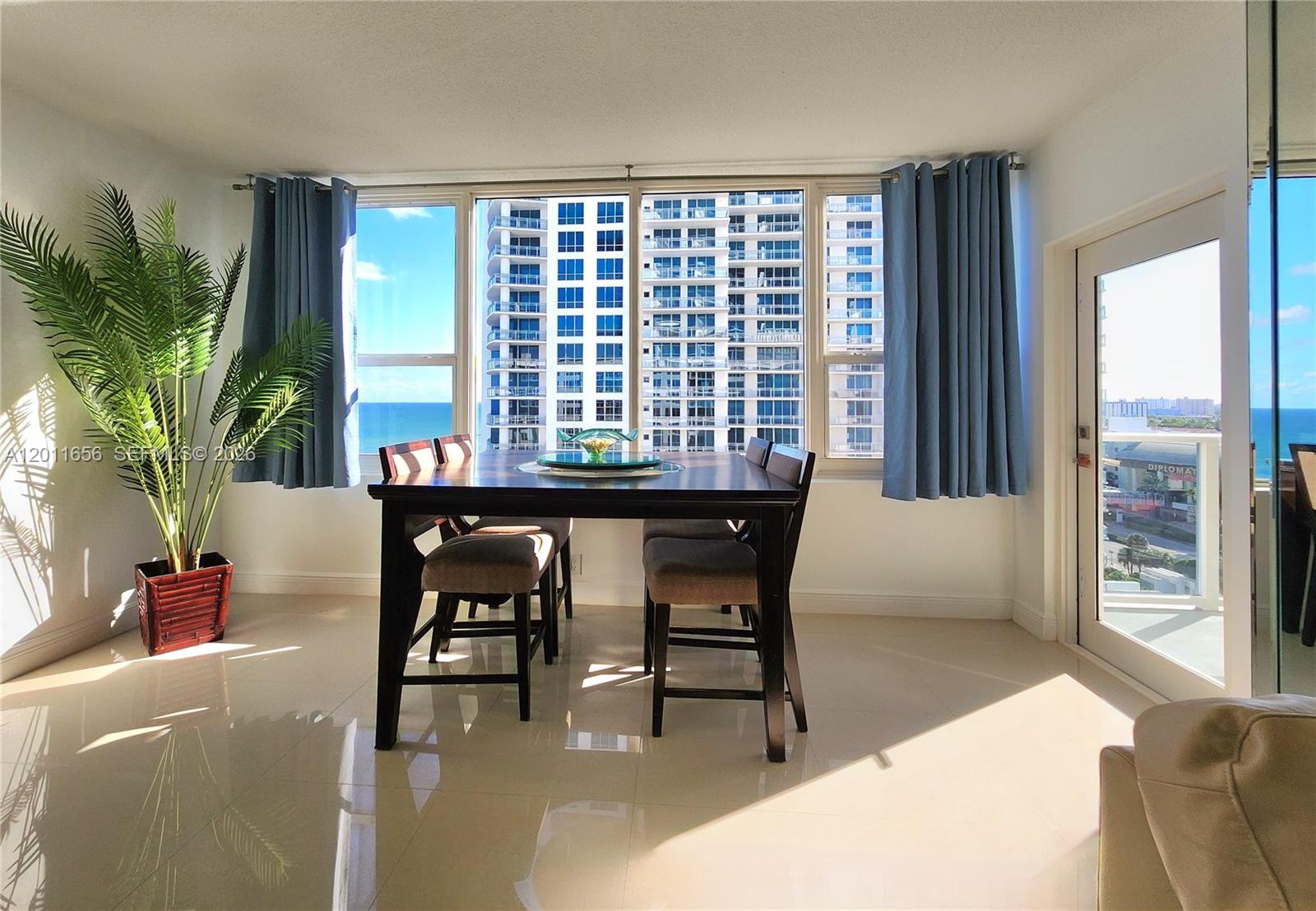 Photo of 3505 Ocean Dr  #1217, Hollywood, Florida, 33019 - 