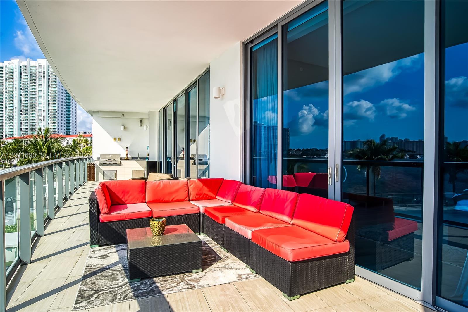 Photo of 3300 188th St  #216, Aventura, Florida, 33180 - 