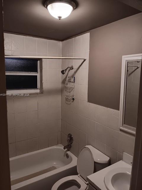 See details / 3204 sq. ft. $ 2026-05-02 0 Photo