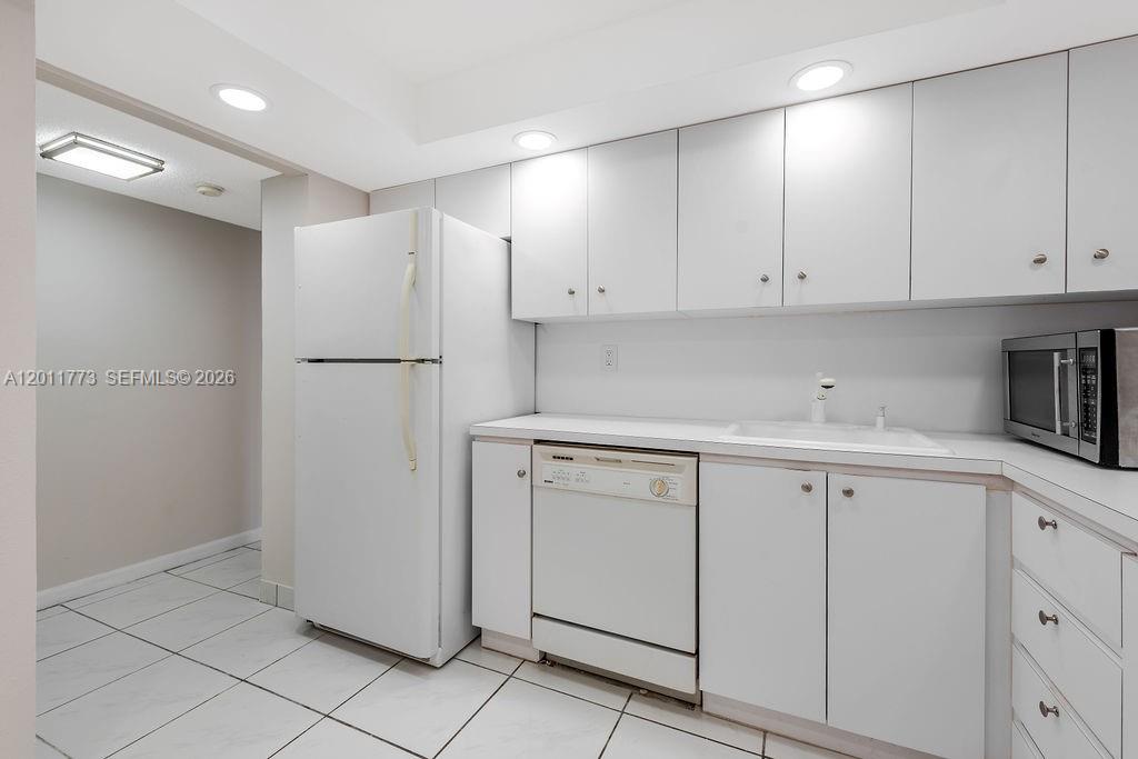 Photo of 2101 Atlantic Shores Blvd  #412, Hallandale Beach, Florida, 33009 - 