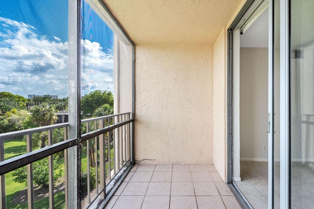 Photo of 2101 Atlantic Shores Blvd  #412, Hallandale Beach, Florida, 33009 - 