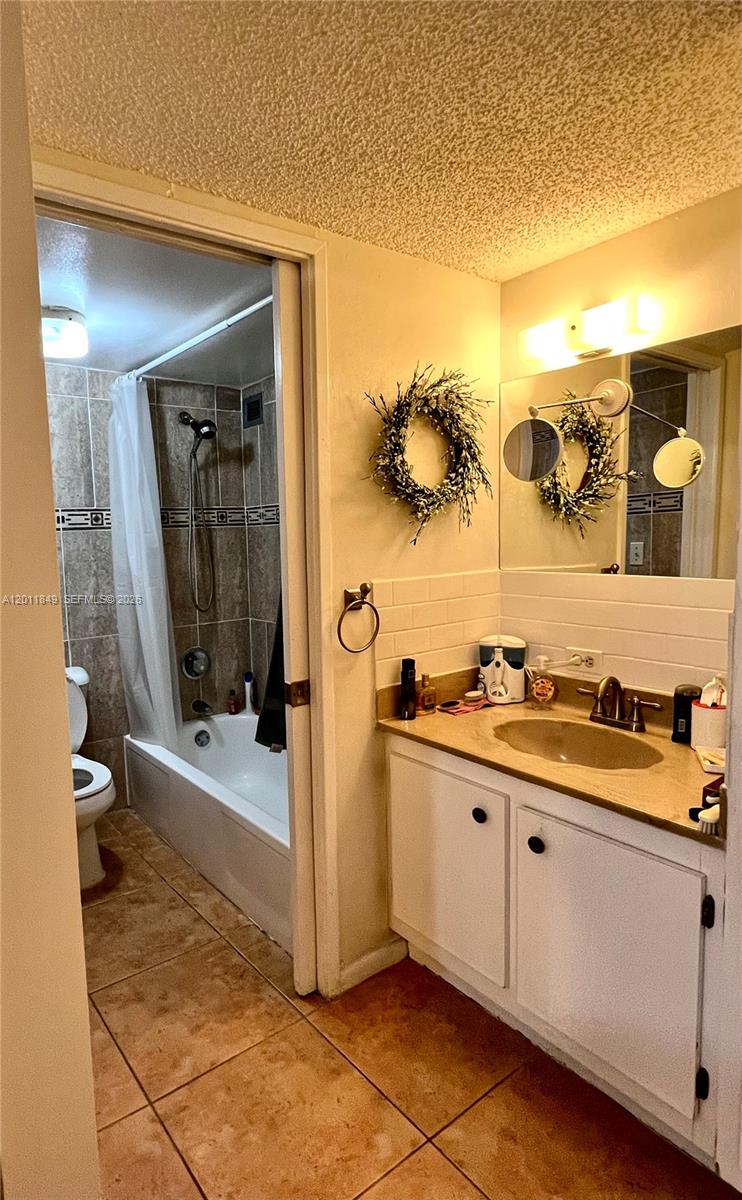 Photo of 17011 Bay Rd  #918, Sunny Isles Beach, Florida, 33160 - 