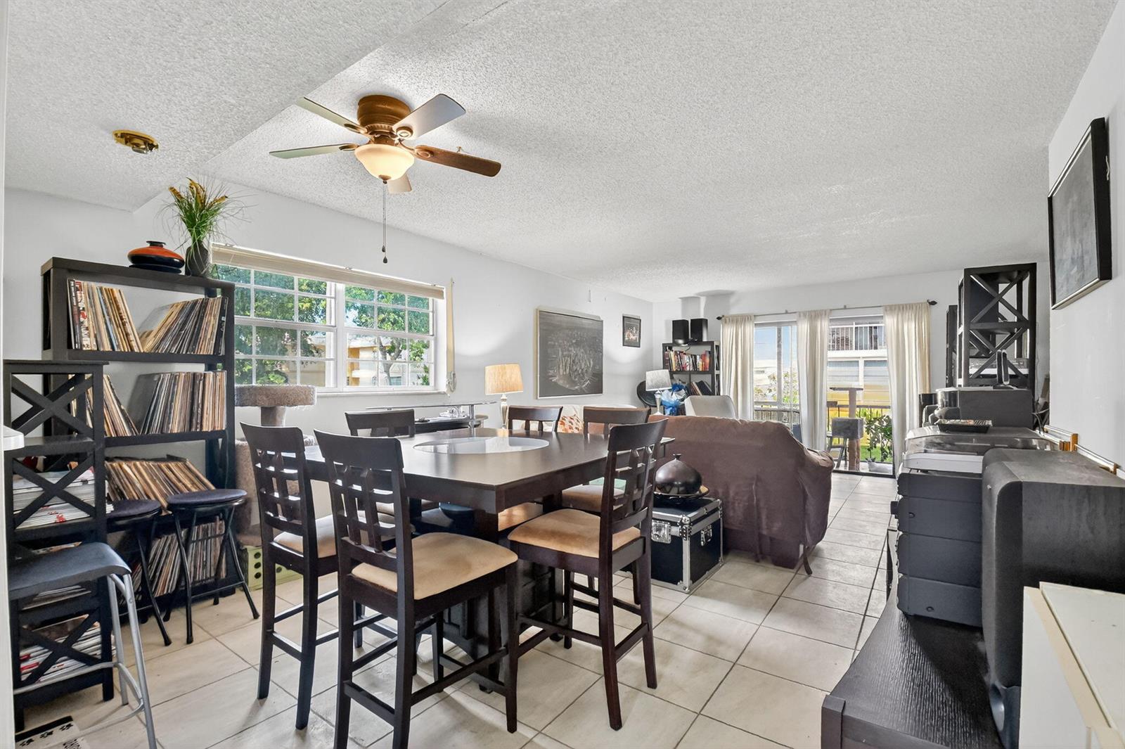 105 2 / 2 1080 sq. ft. $ 2026-08-31 0 Photo
