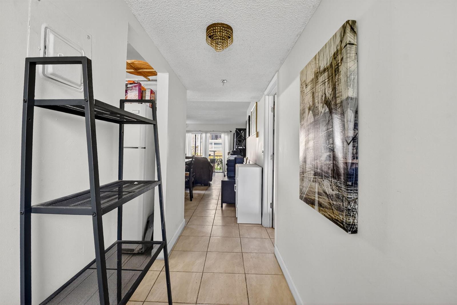 105 2 / 2 1080 sq. ft. $ 2026-08-31 0 Photo