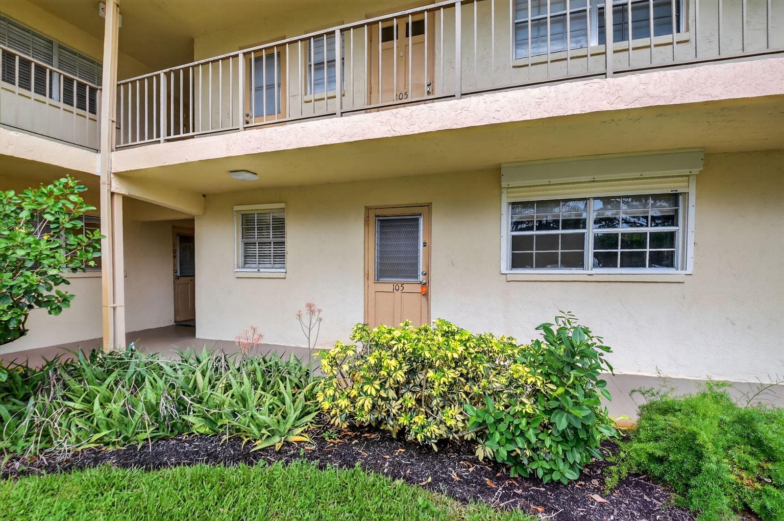 105 2 / 2 1080 sq. ft. $ 2026-08-31 0 Photo