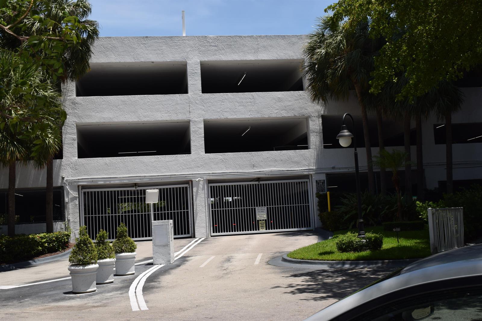 Photo of 3400 192  #1102, Aventura, Florida, 33180 - Garage Parking