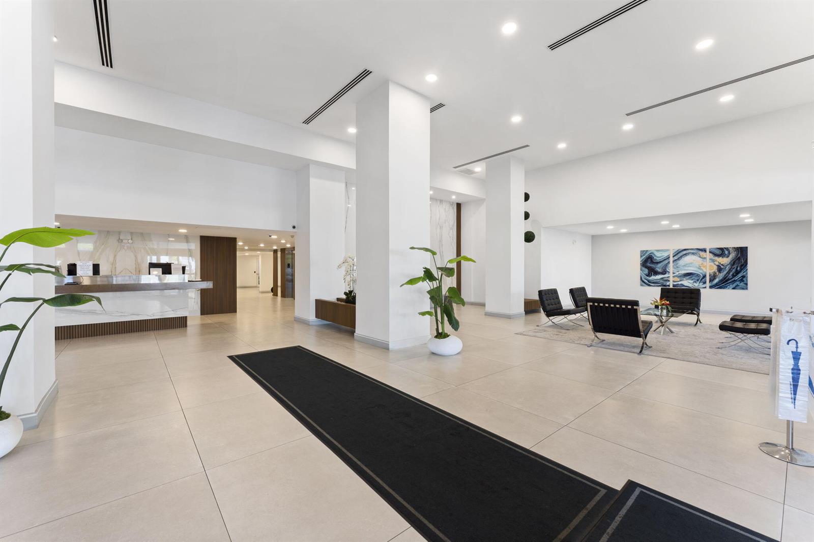 See details 2402 2 / 2 1276 sq. ft. $ 2026-05-18 0 Photo