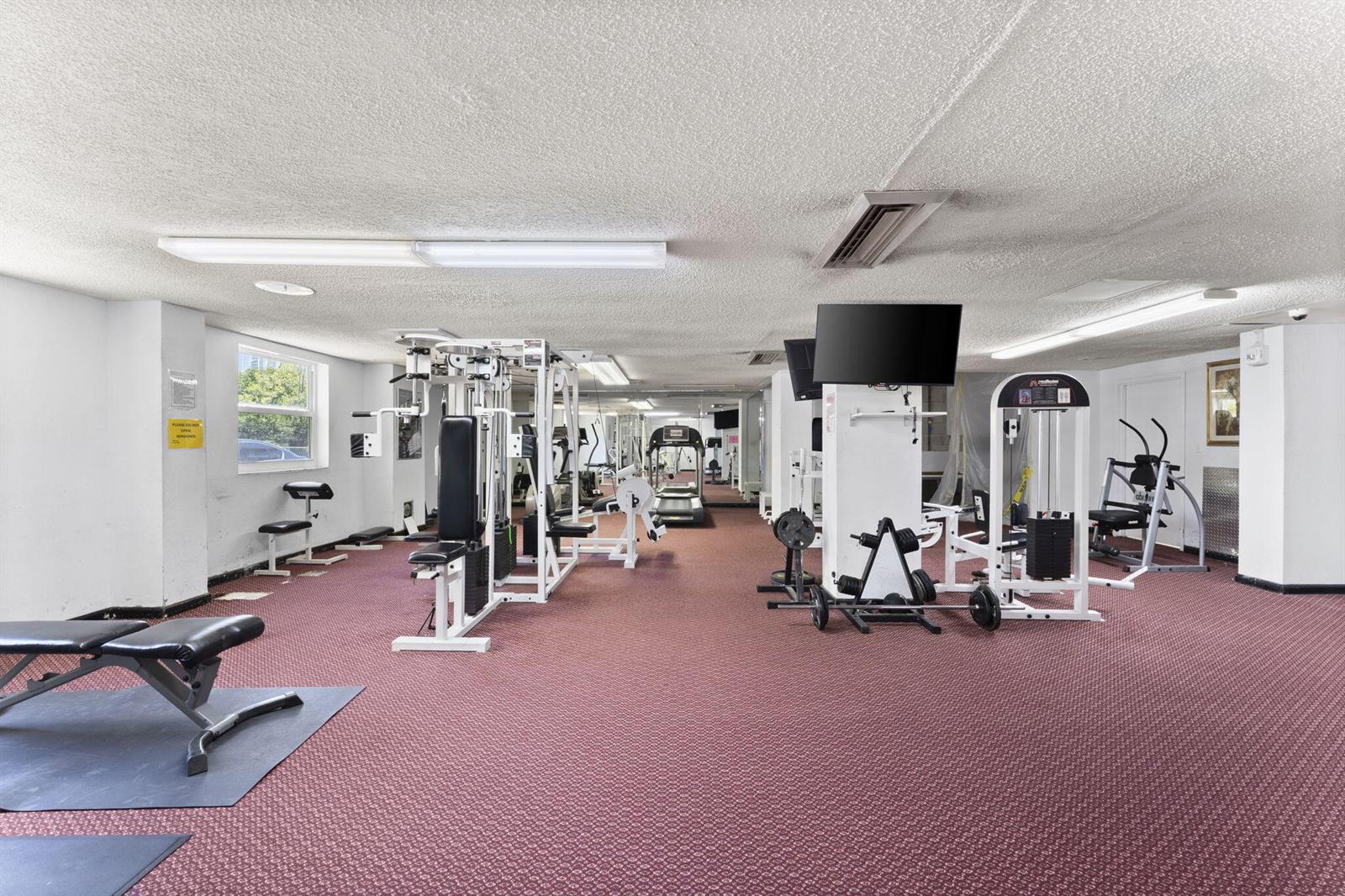 See details 2402 2 / 2 1276 sq. ft. $ 2026-05-18 0 Photo