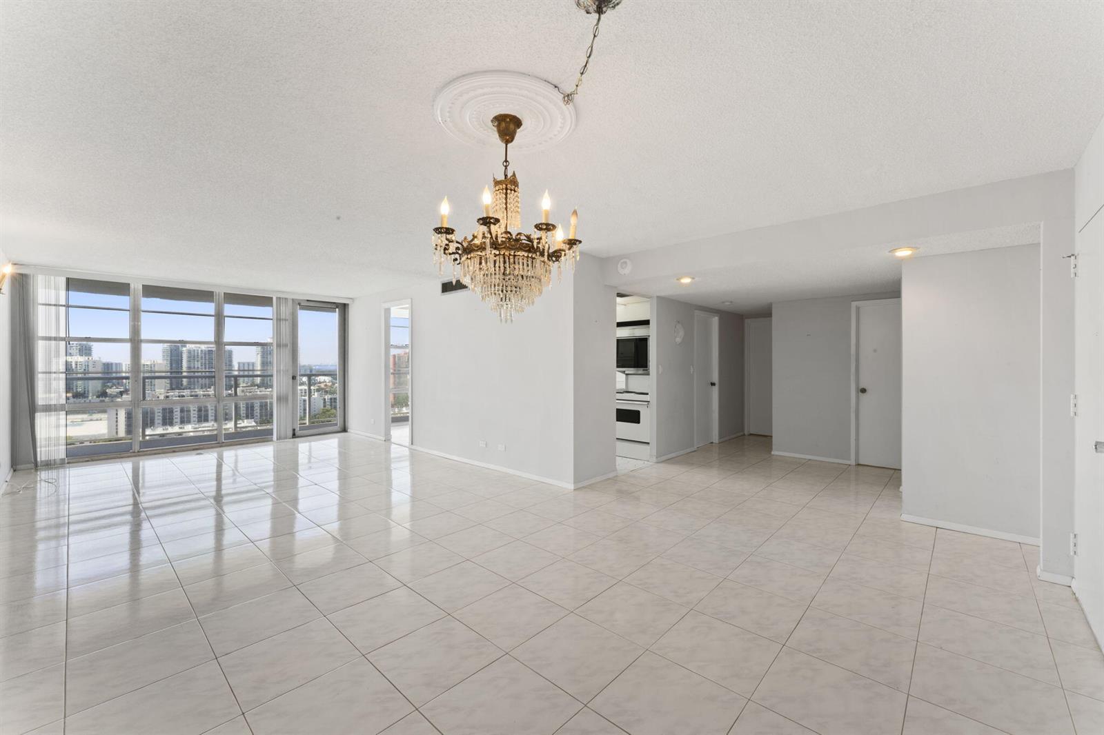 See details 2402 2 / 2 1276 sq. ft. $ 2026-05-18 0 Photo