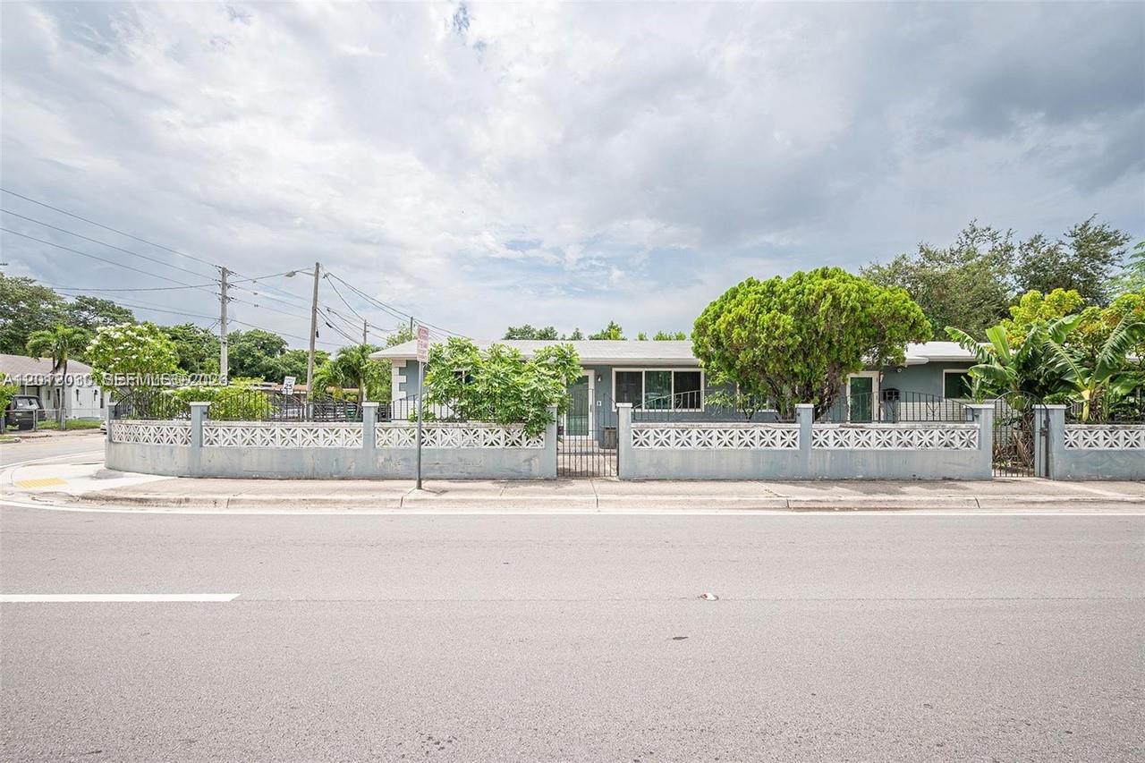 See details / 2943 sq. ft. $ 2026-05-03 0 Photo