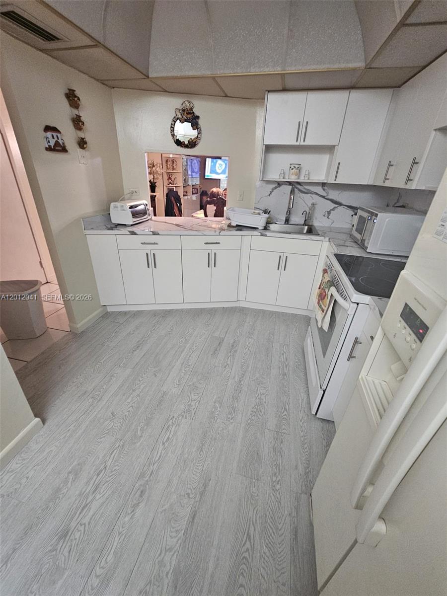 109-3 2 / 2 1315 sq. ft. $ 2026-05-17 0 Photo