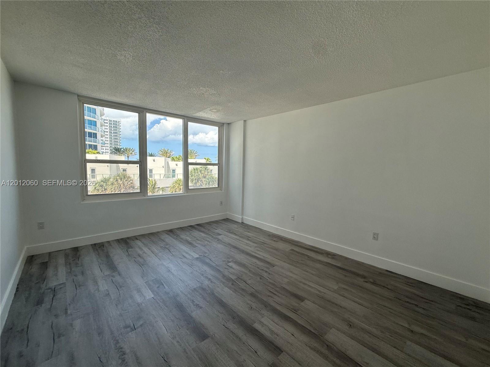 Photo of 3505 Ocean Dr  #310, Hollywood, Florida, 33019 - 