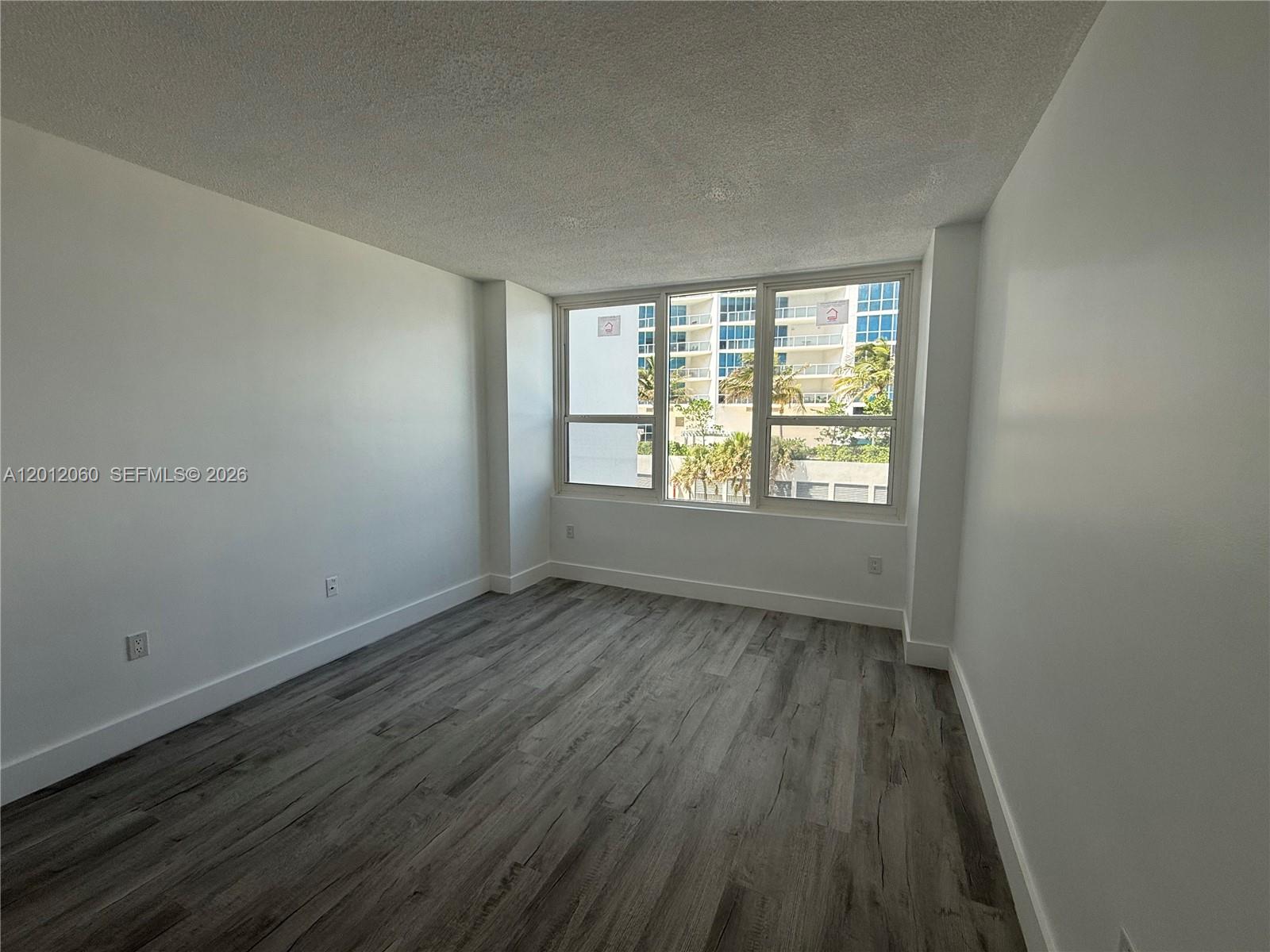 Photo of 3505 Ocean Dr  #310, Hollywood, Florida, 33019 - 