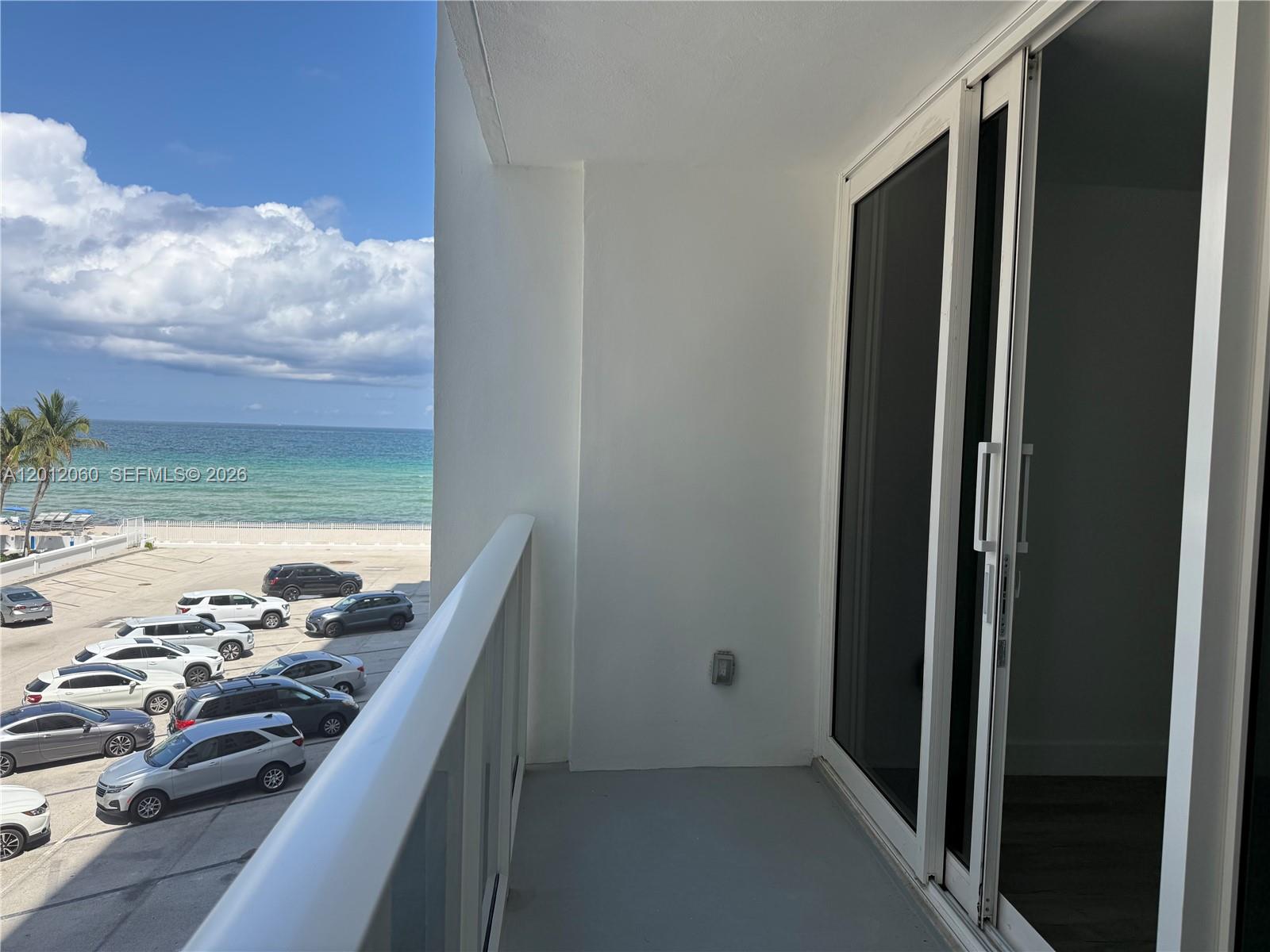 Photo of 3505 Ocean Dr  #310, Hollywood, Florida, 33019 - 