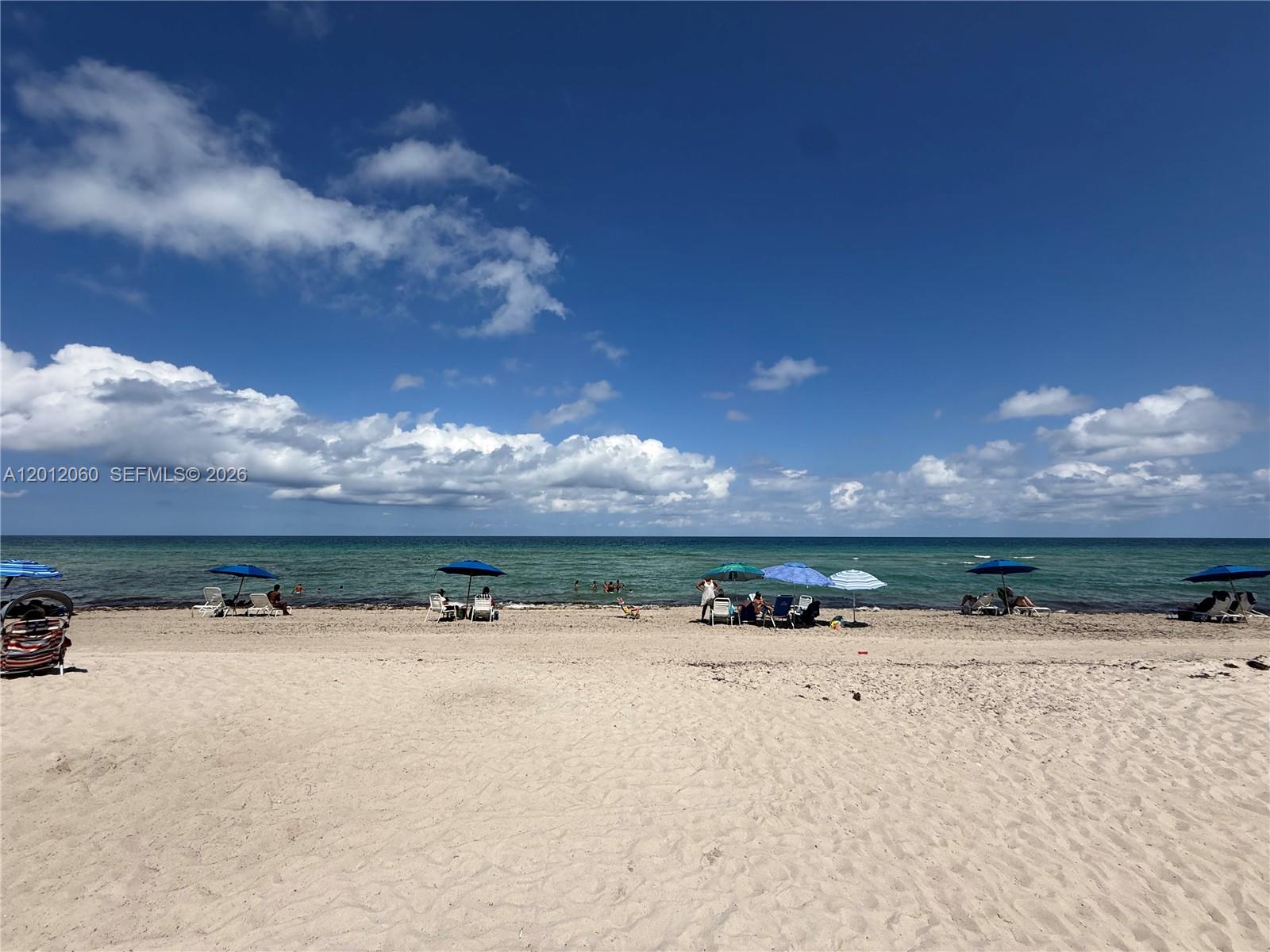 Photo of 3505 Ocean Dr  #310, Hollywood, Florida, 33019 - 