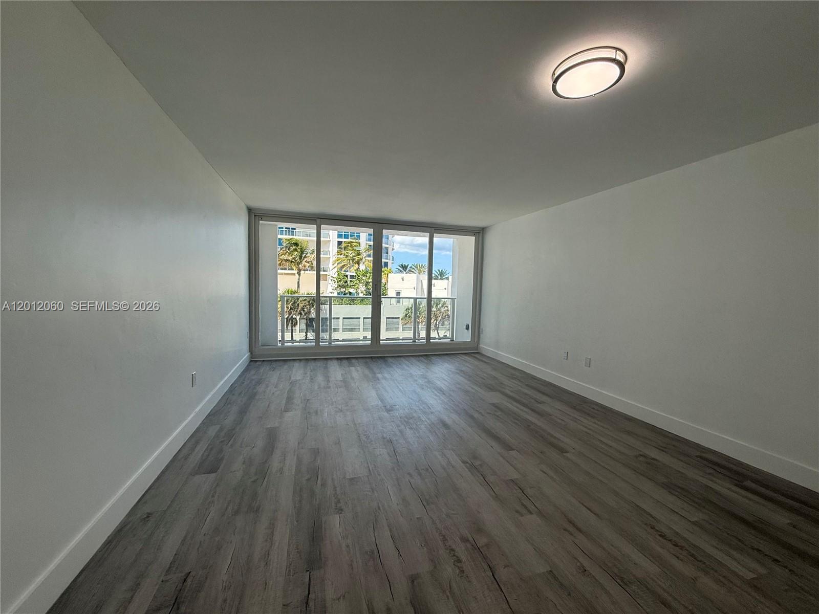 Photo of 3505 Ocean Dr  #310, Hollywood, Florida, 33019 - 