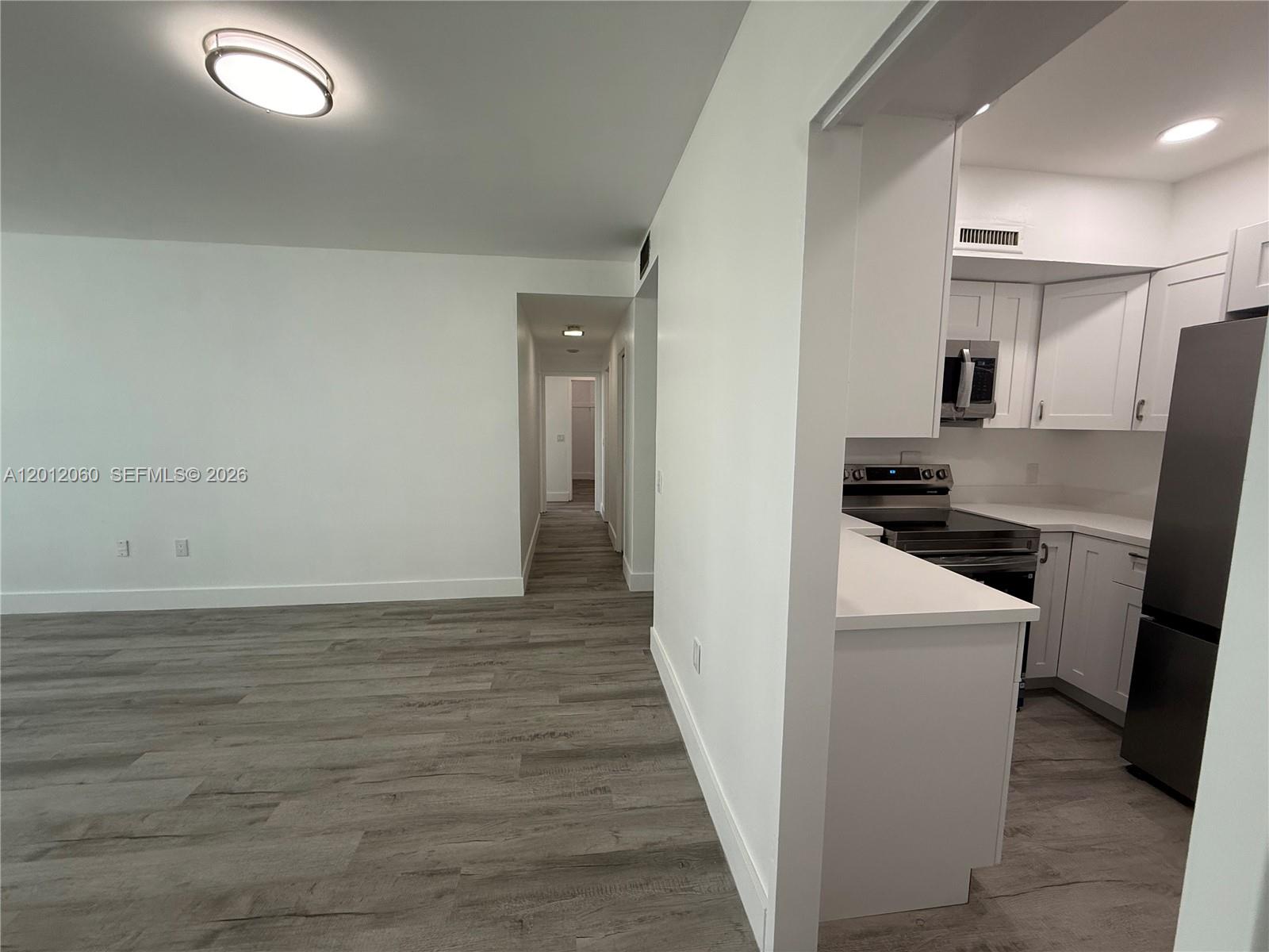 Photo of 3505 Ocean Dr  #310, Hollywood, Florida, 33019 - 