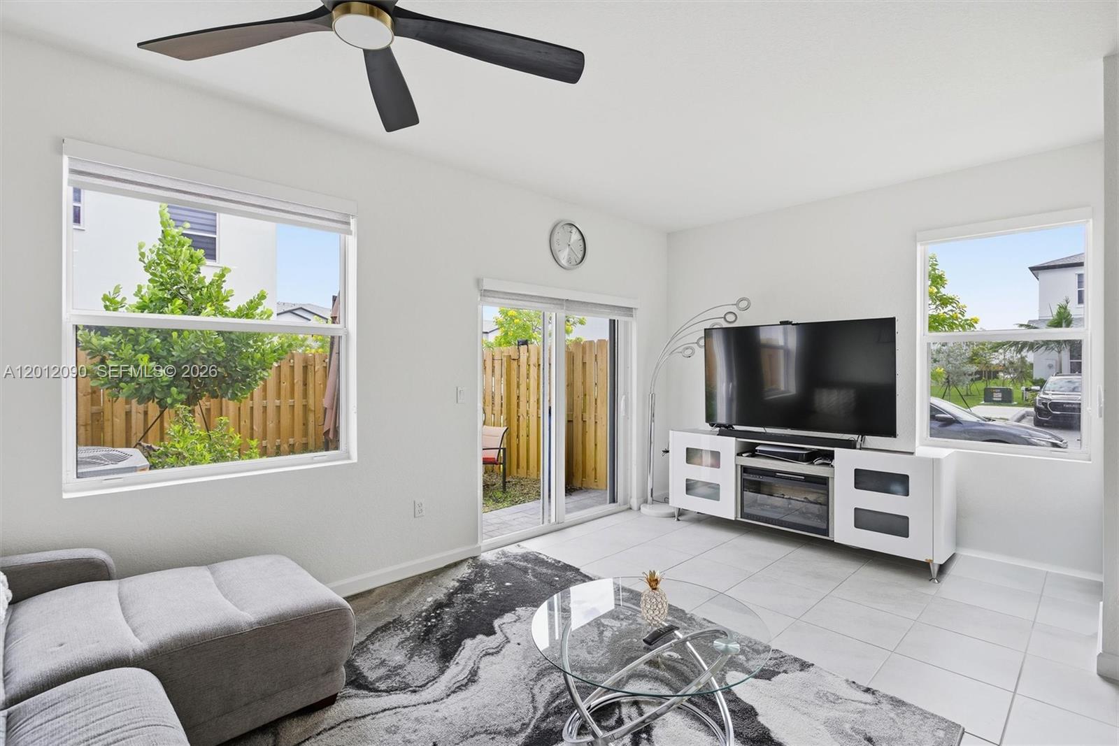 35781 3 / 3 1393 sq. ft. $ 2026-05-03 0 Photo