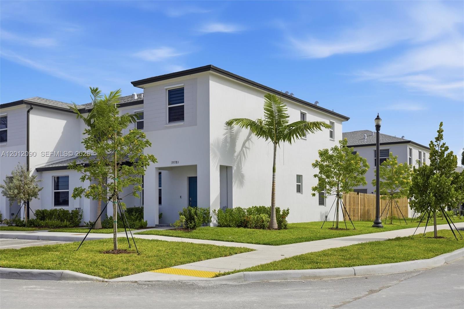 35781 3 / 3 1393 sq. ft. $ 2026-05-03 0 Photo