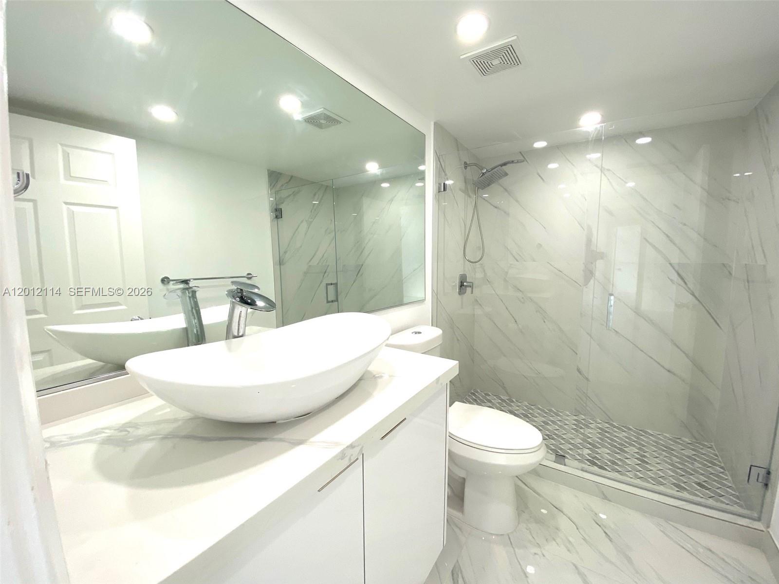 Photo of 3530 Mystic Pointe Dr  #2703, Aventura, Florida, 33180 - 