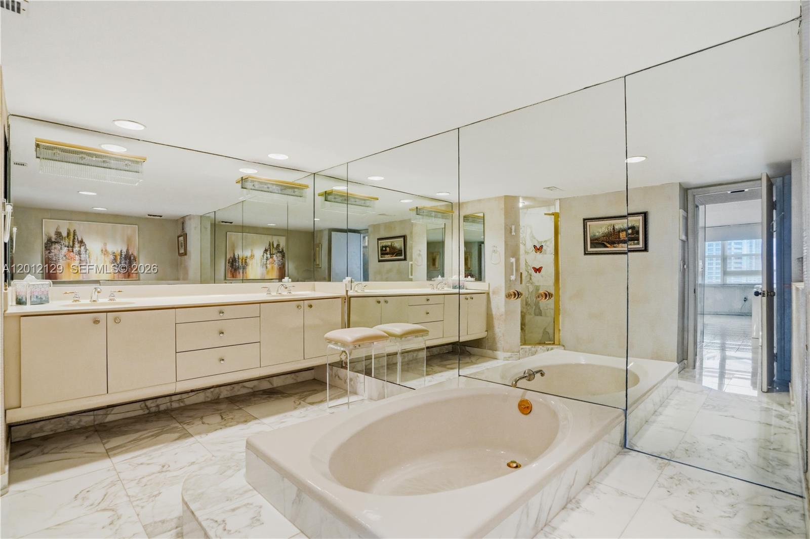 Photo of 2751 Ocean Dr  #1805S, Hollywood, Florida, 33019 - 