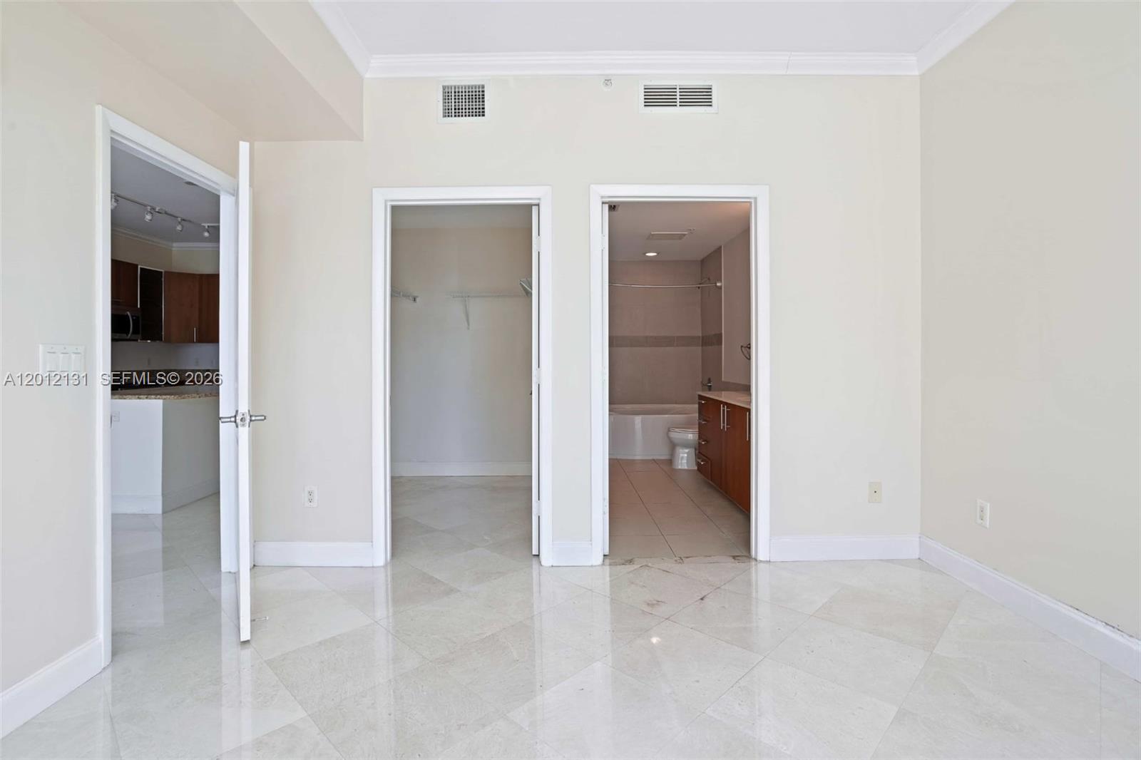 Photo of 1945 Ocean Dr  #503, Hallandale Beach, Florida, 33009 - 