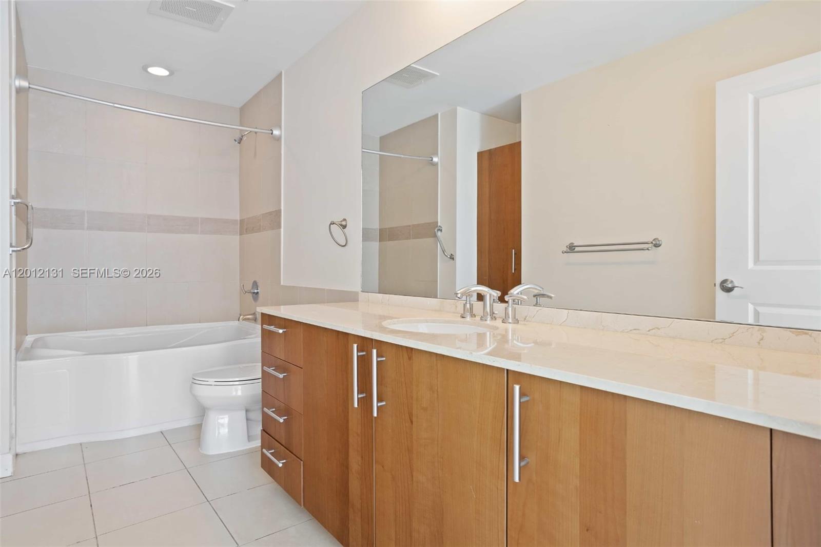 Photo of 1945 Ocean Dr  #503, Hallandale Beach, Florida, 33009 - 
