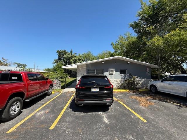 See details / 3185 sq. ft. $ 2026-05-03 0 Photo