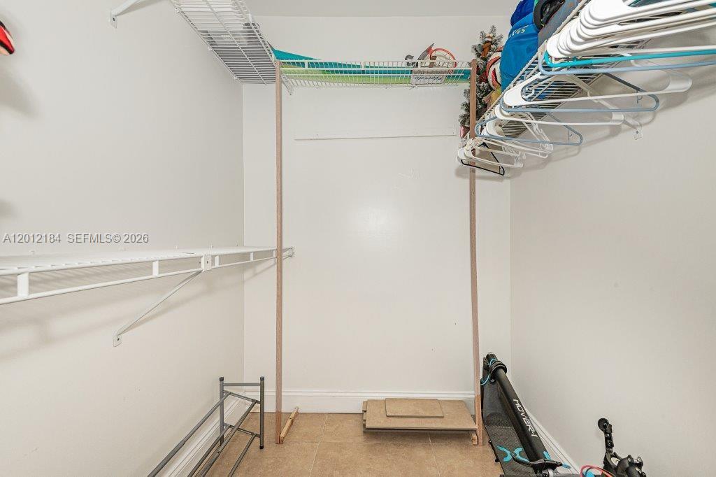 Photo of 2401 Ocean Dr  #604, Hollywood, Florida, 33019 - 