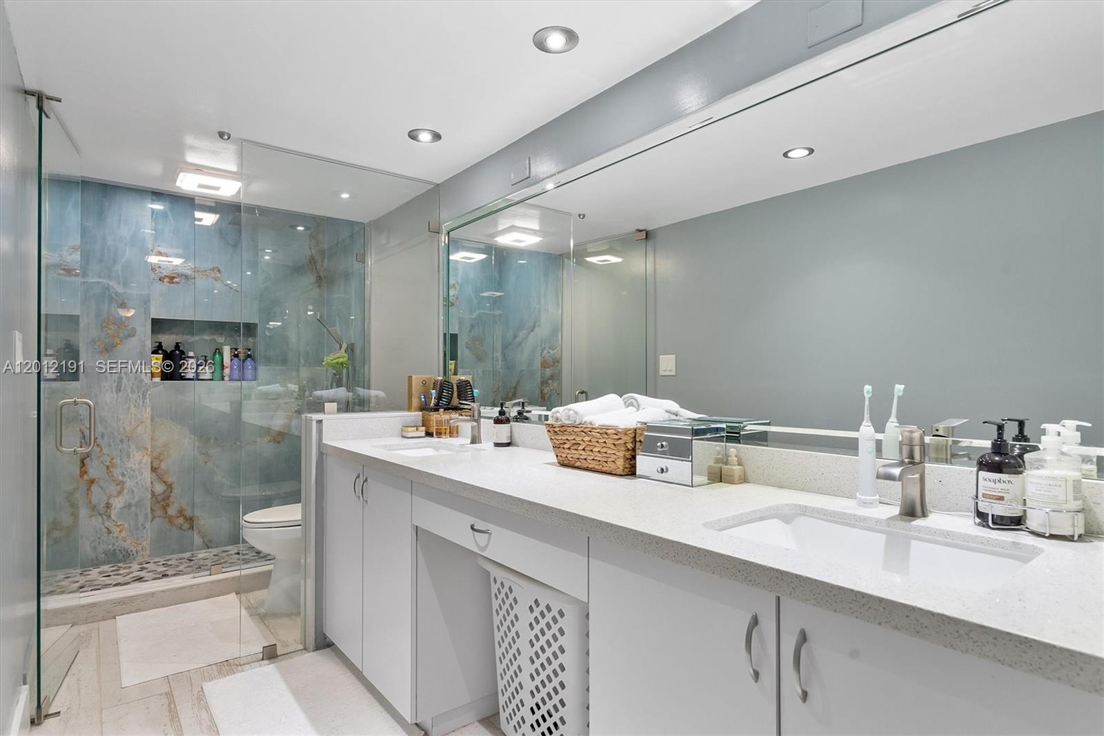Photo of 20341 Country Club Dr  (20341), Aventura, Florida, 33180 - 