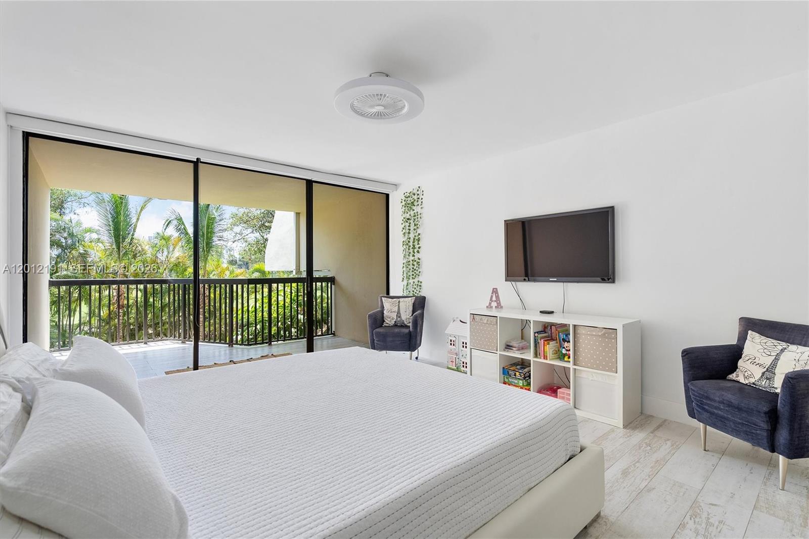 Photo of 20341 Country Club Dr  (20341), Aventura, Florida, 33180 - 