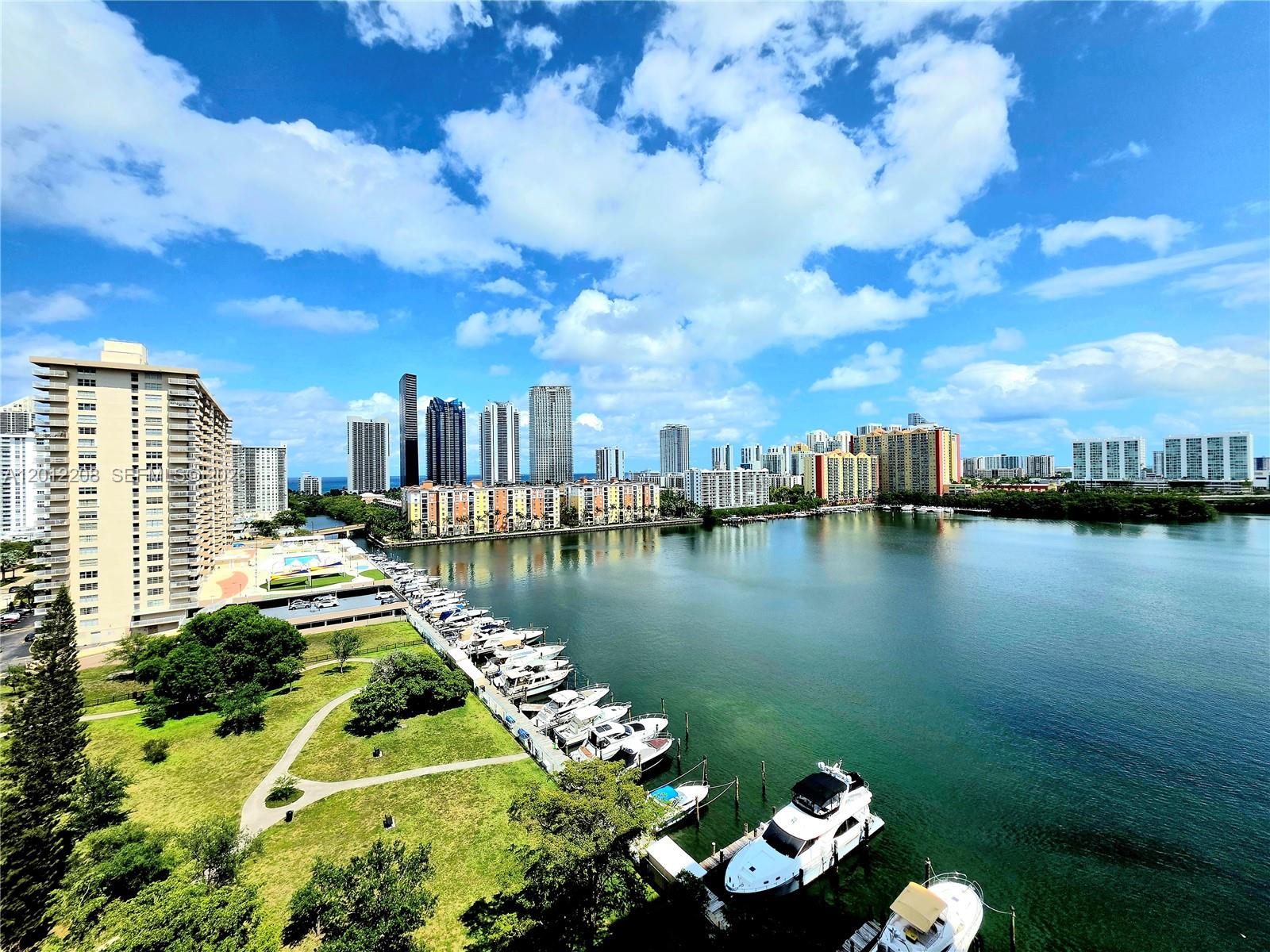 See details 1517 2 / 2 1240 sq. ft. $ 2026-05-04 0 Photo