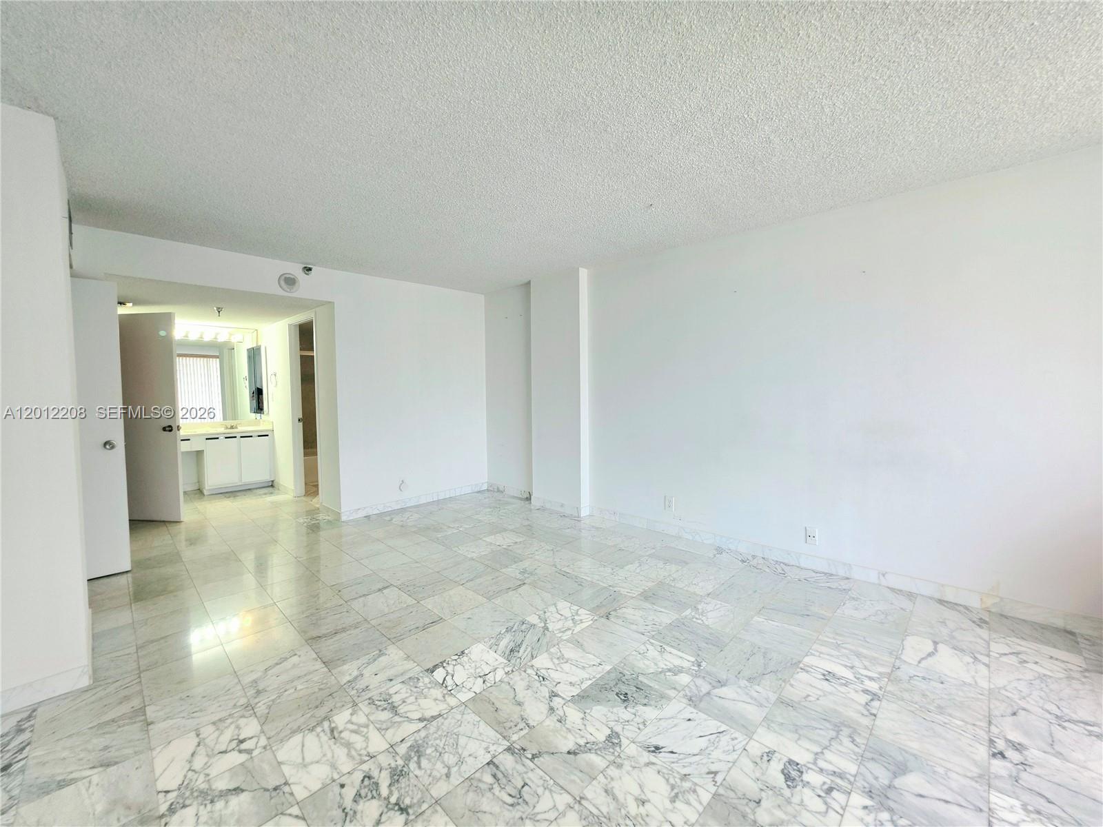 See details 1517 2 / 2 1240 sq. ft. $ 2026-05-04 0 Photo