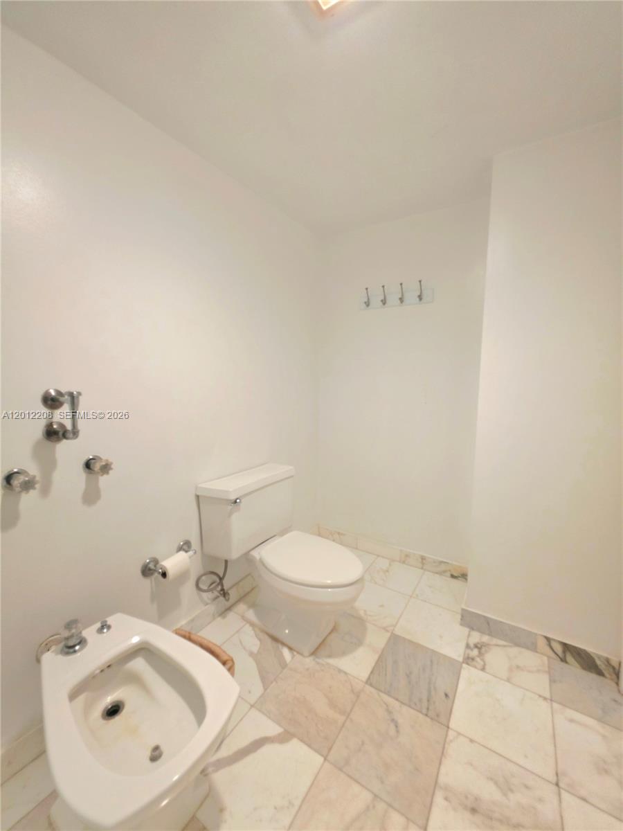 See details 1517 2 / 2 1240 sq. ft. $ 2026-05-04 0 Photo