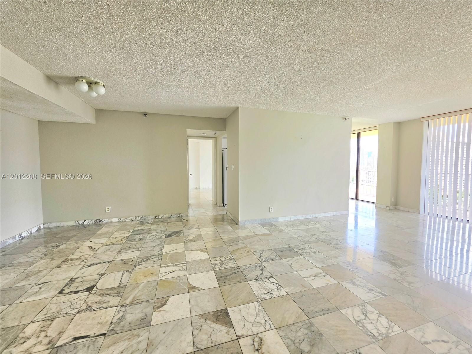 See details 1517 2 / 2 1240 sq. ft. $ 2026-05-04 0 Photo