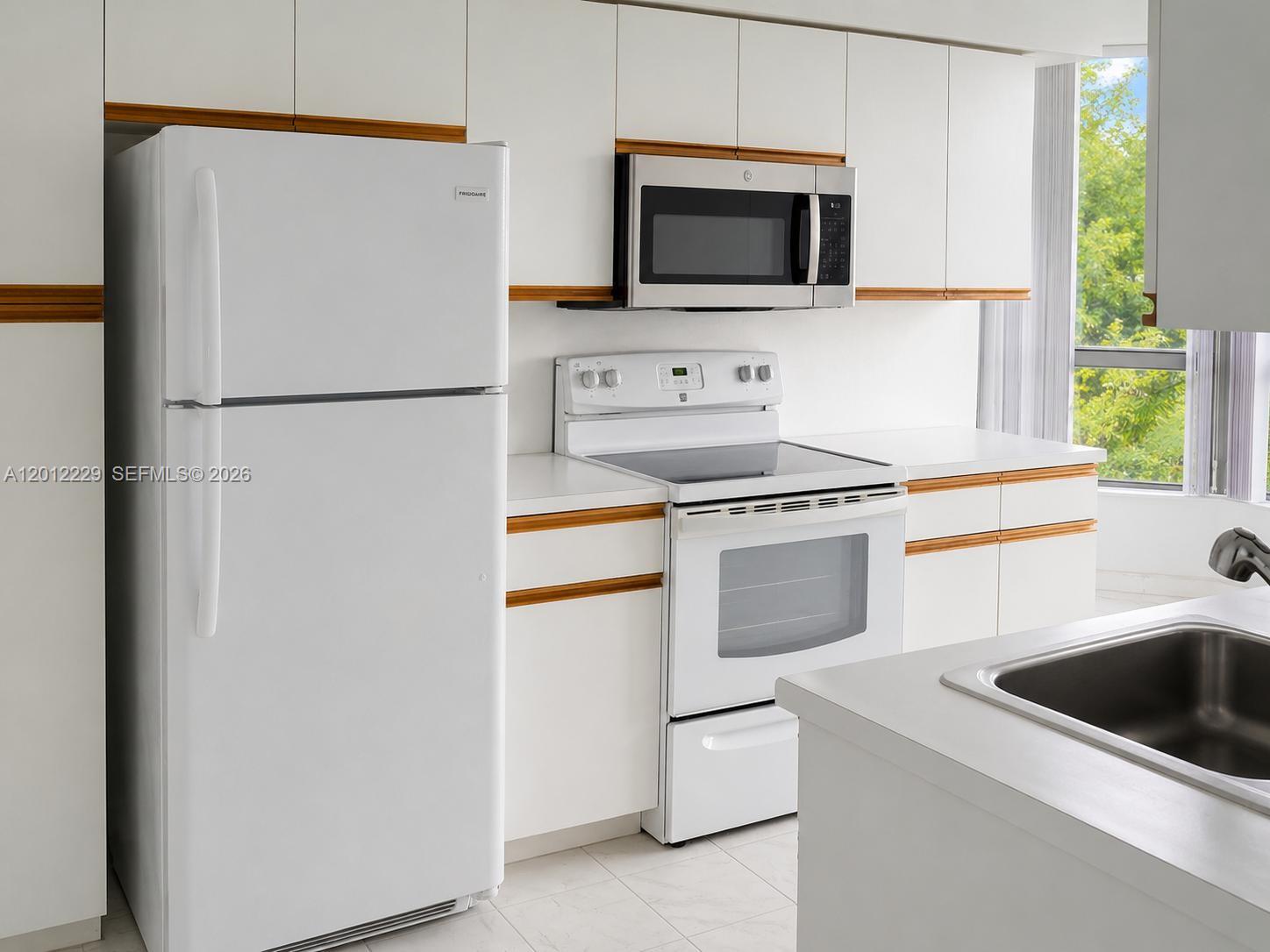 Photo of 3400 192nd St  #504, Aventura, Florida, 33180 - 