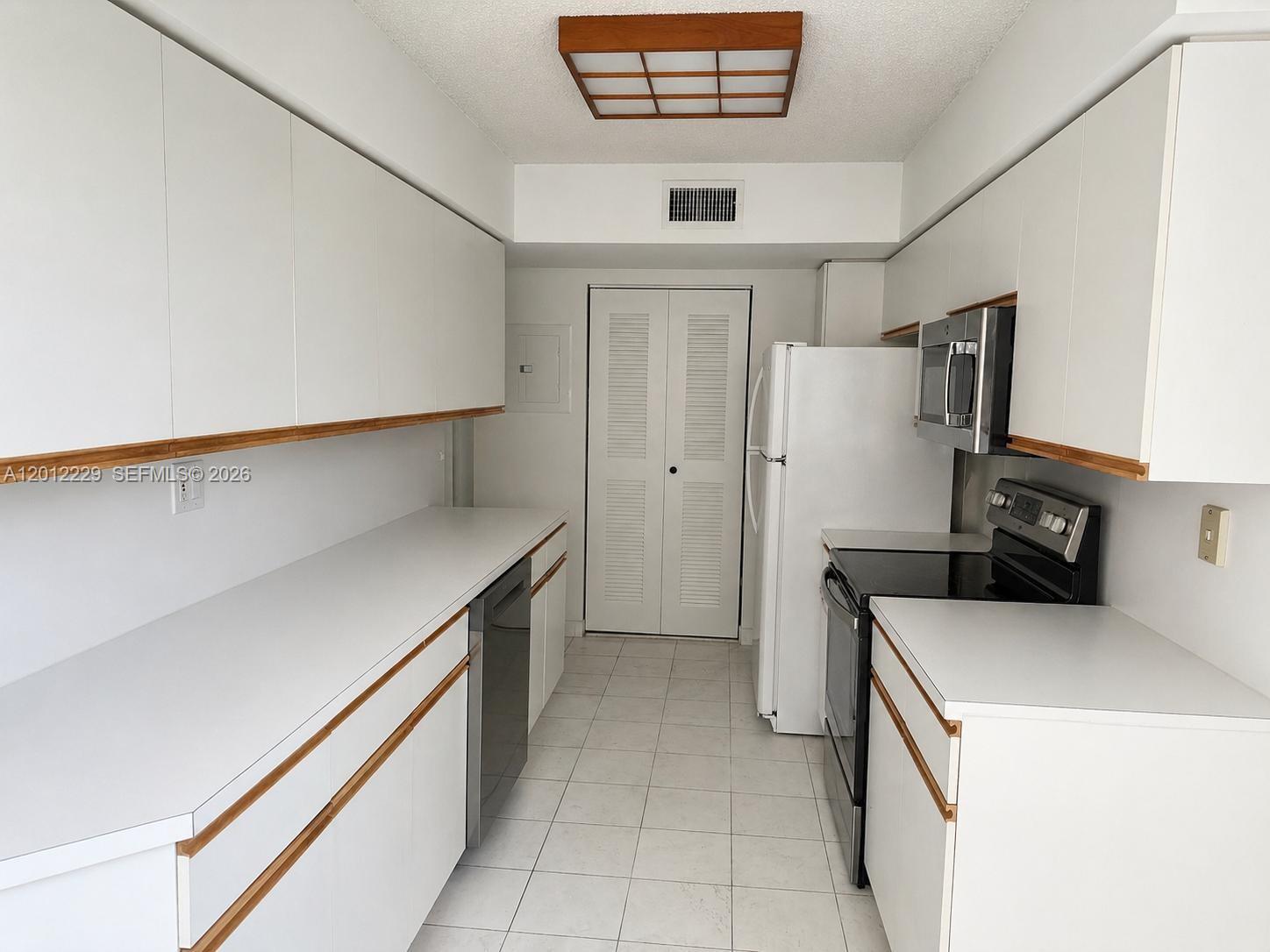 Photo of 3400 192nd St  #504, Aventura, Florida, 33180 - 