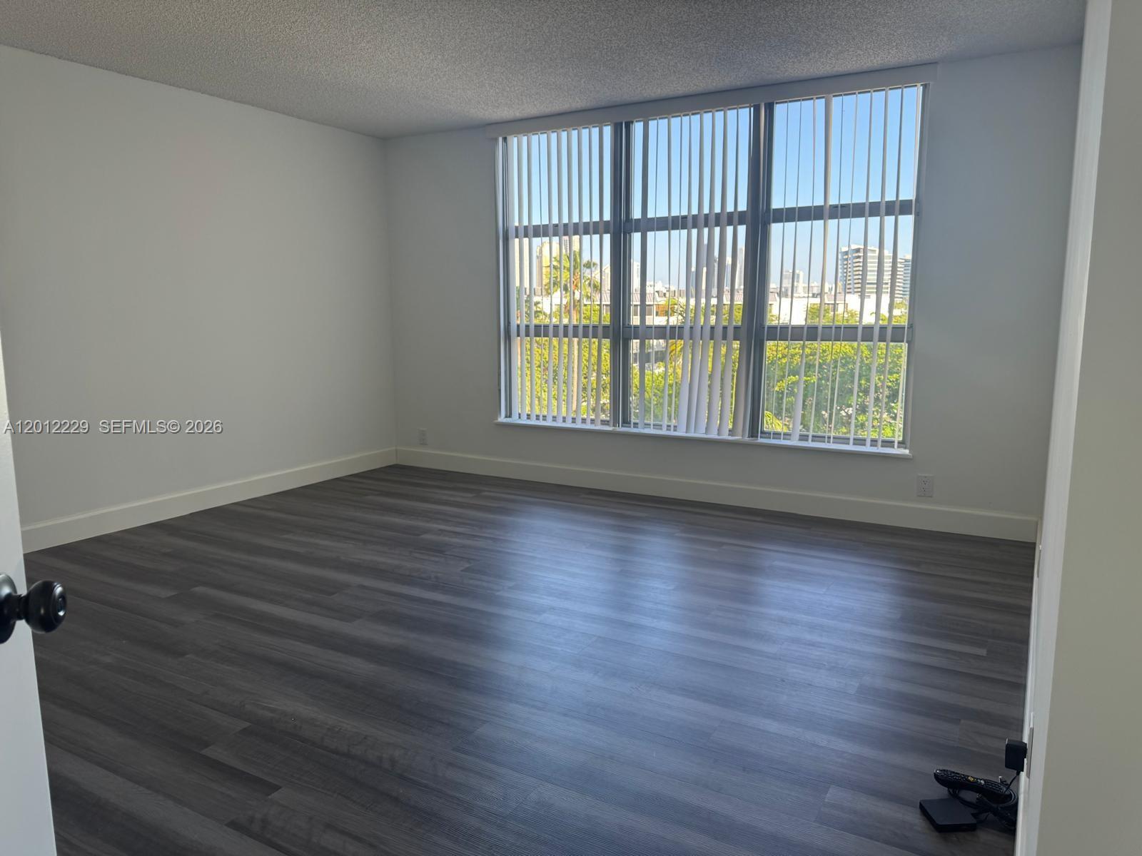 Photo of 3400 192nd St  #504, Aventura, Florida, 33180 - Master bedroom