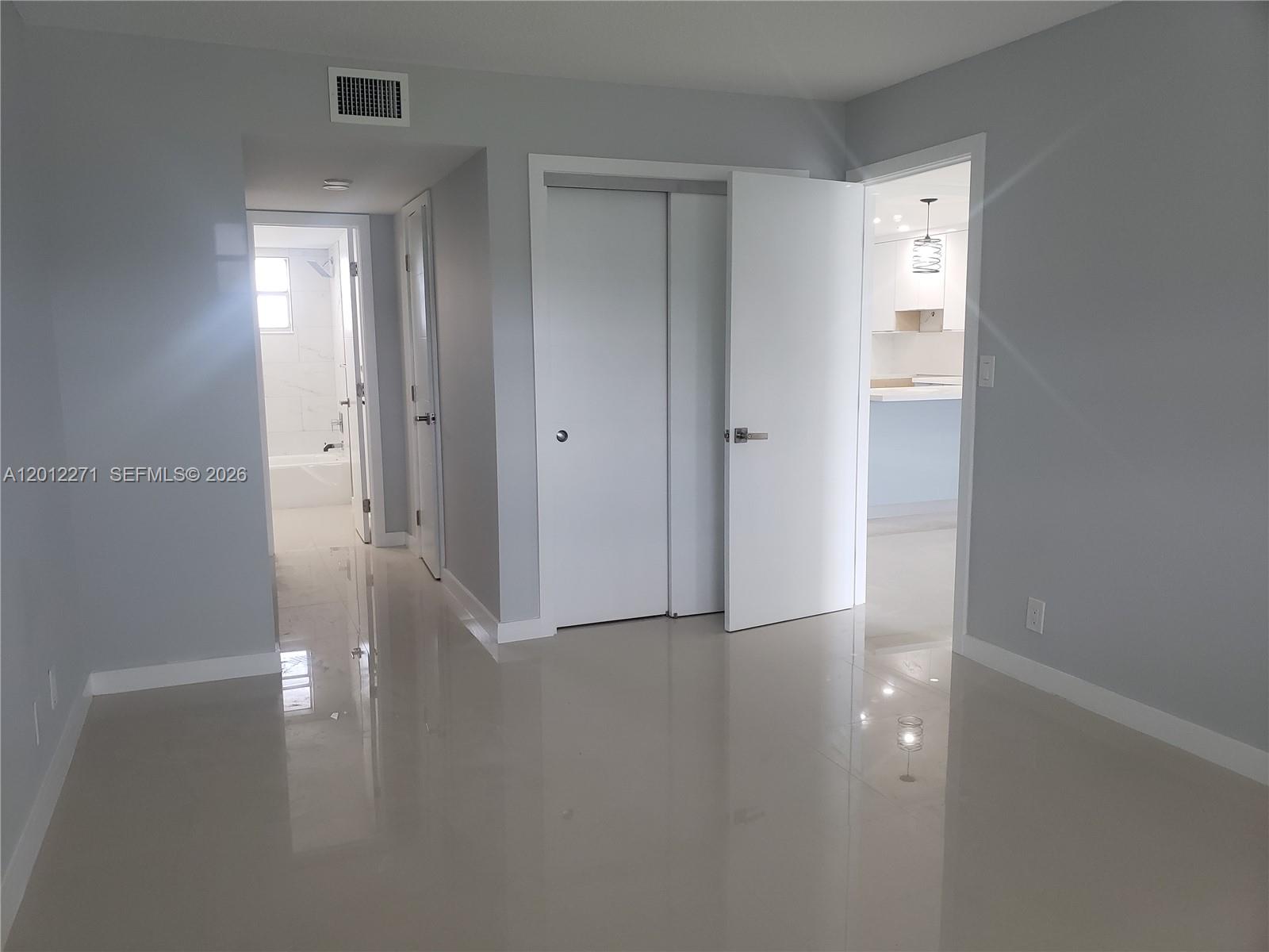 See details 404 1 / 2 775 sq. ft. $ 2026-05-04 0 Photo