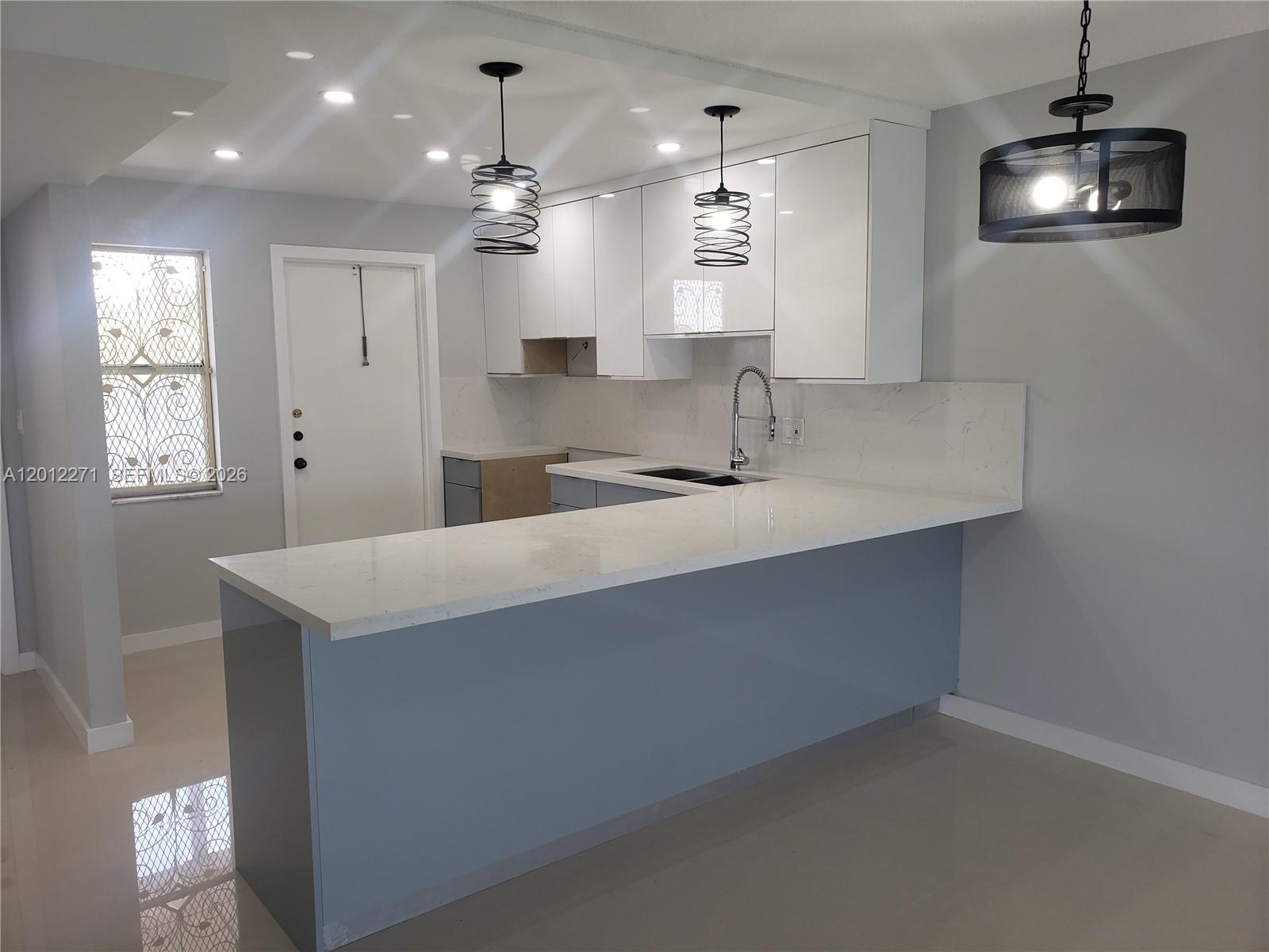 See details 404 1 / 2 775 sq. ft. $ 2026-05-04 0 Photo