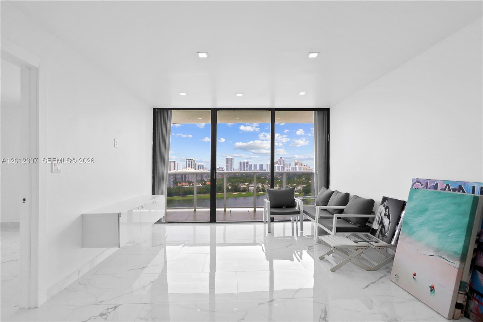 Photo of 3675 Country Club Dr #2008, Aventura, Florida, 33180 -