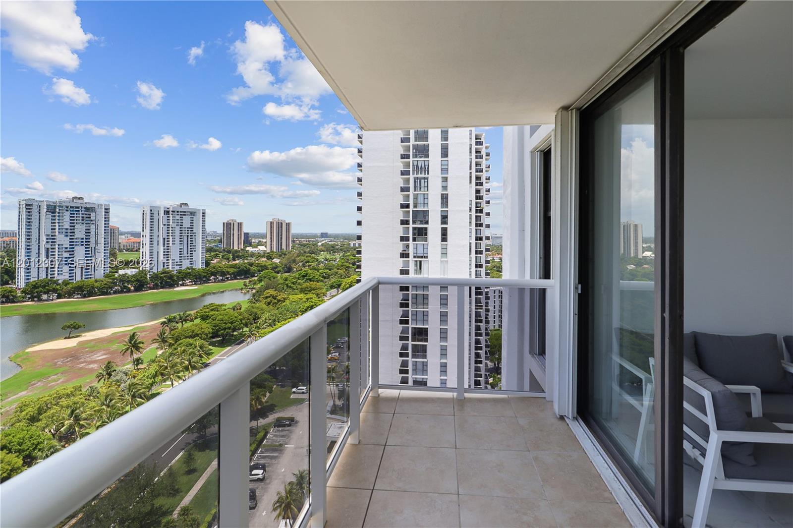 Photo of 3675 Country Club Dr #2008, Aventura, Florida, 33180 -