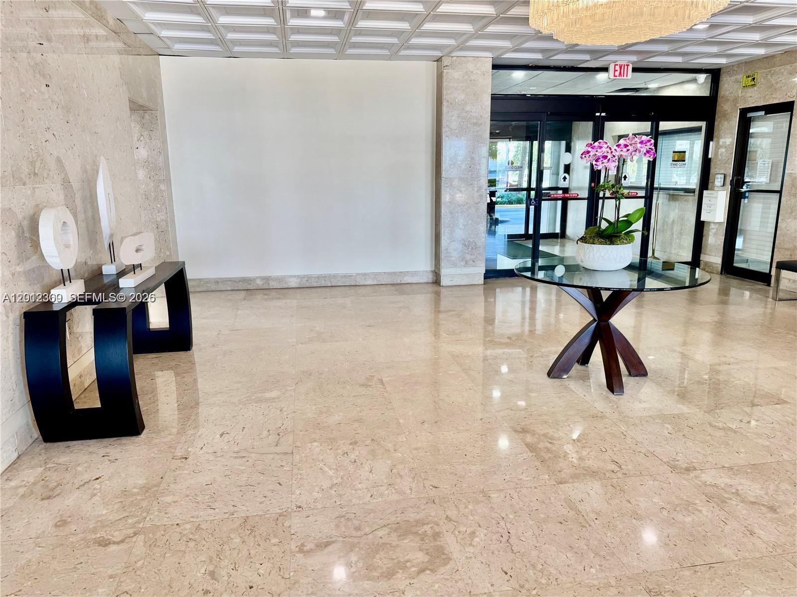 See details 1903 1 / 2 762 sq. ft. $ 2026-05-04 0 Photo