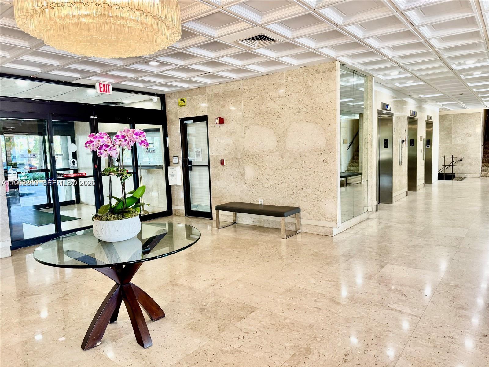 See details 1903 1 / 2 762 sq. ft. $ 2026-05-04 0 Photo