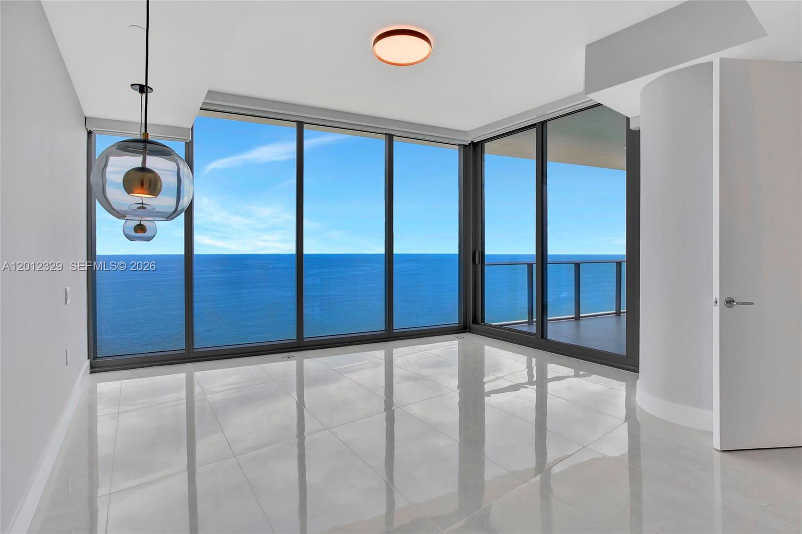 3804 2 / 3 1571 sq. ft. $ 2026-05-04 0 Photo