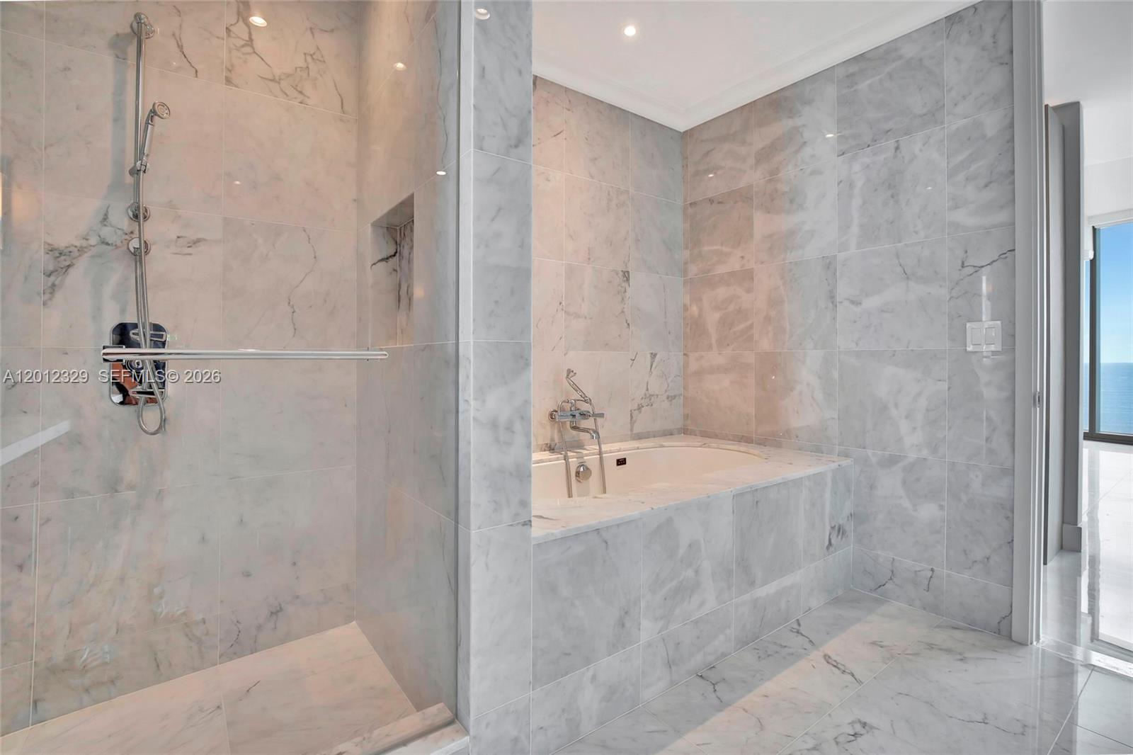 3804 2 / 3 1571 sq. ft. $ 2026-05-04 0 Photo