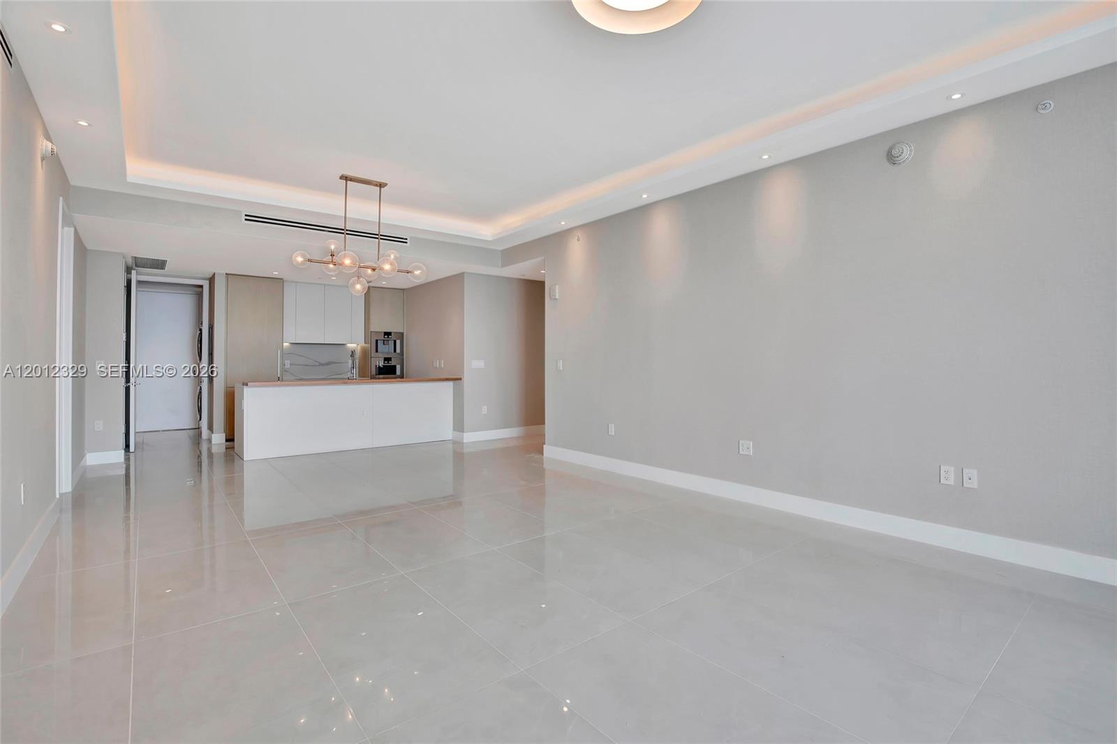 3804 2 / 3 1571 sq. ft. $ 2026-05-04 0 Photo