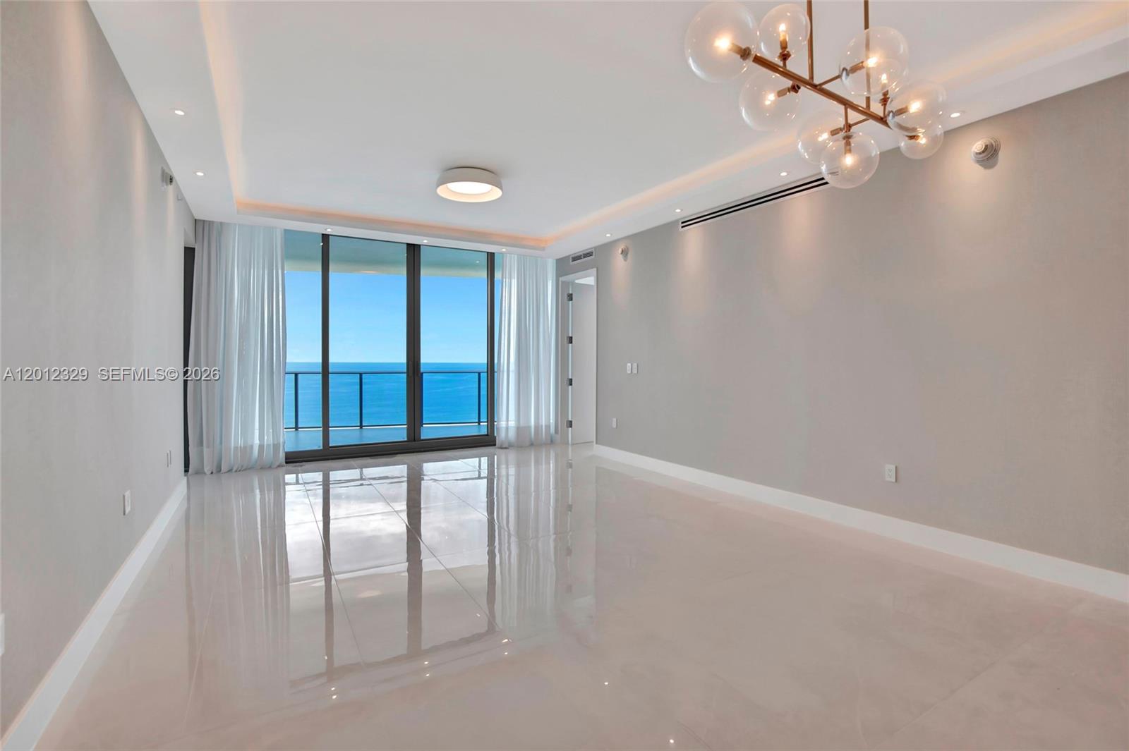 3804 2 / 3 1571 sq. ft. $ 2026-05-04 0 Photo